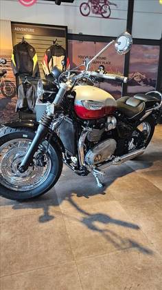 TRIUMPH BONNEVILLE SPEEDMASTER TRIUMPH BONNEVILLE SPEEDMASTER